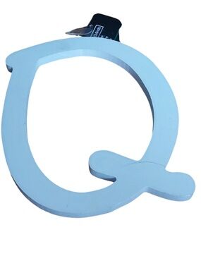ARTMINDS White Wood Letter Wall Plaque " Q  "  thick